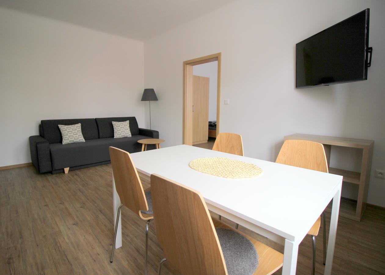 Apartmany Na Sadech Trebon Ngoại thất bức ảnh